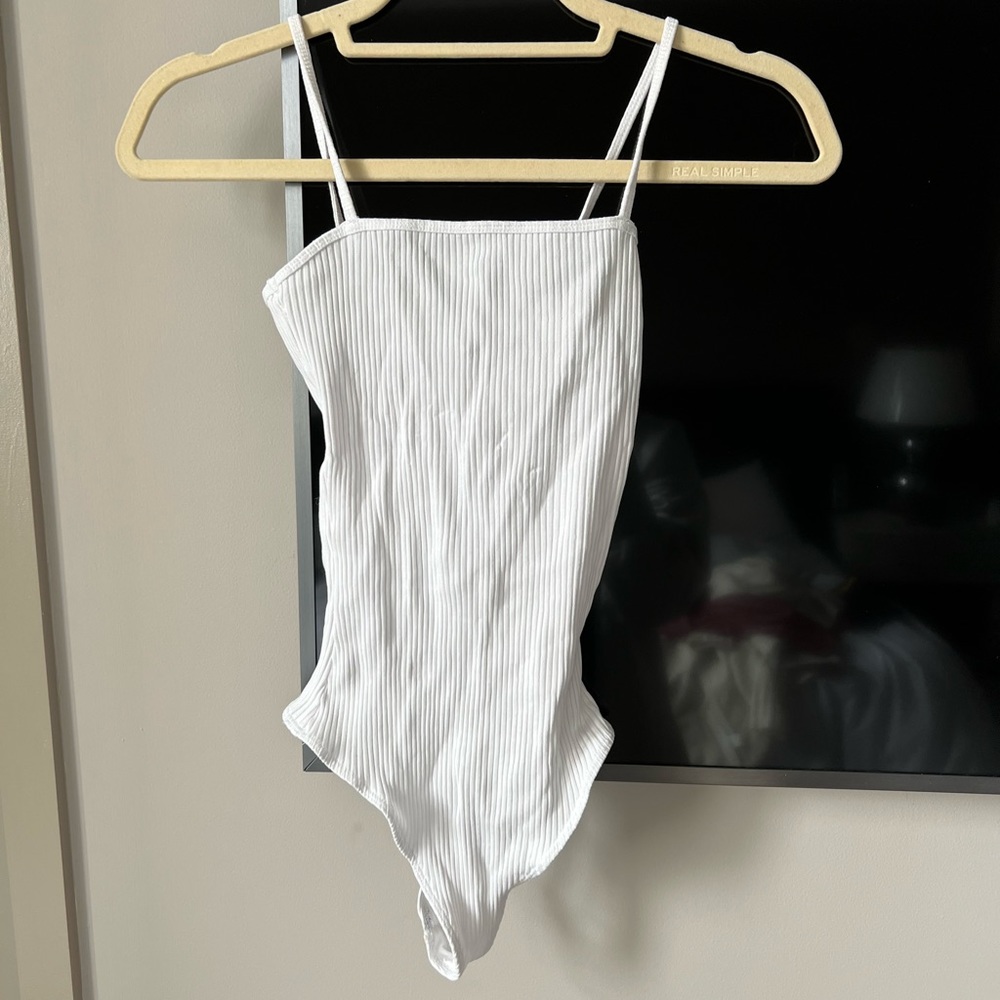 Aritzia ribbed body suit